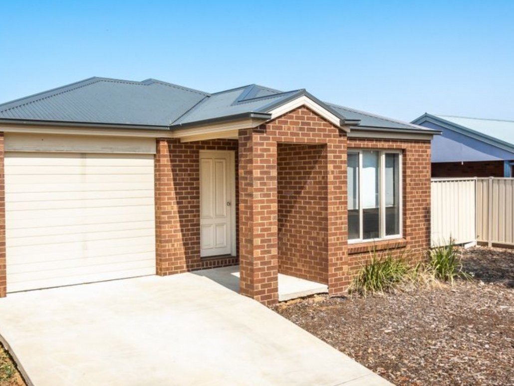 Shepparton House 3 - Front 2