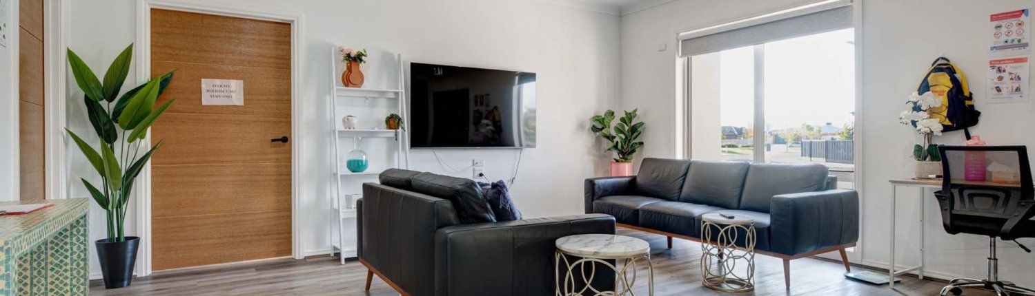 Mootwingee Lounge for web